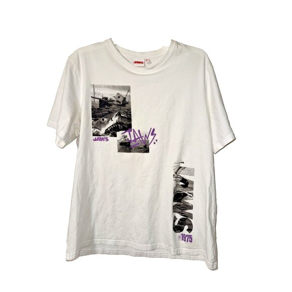 Universal City Studio Jaws Tshirt Size Large - Picture 1 of 5
